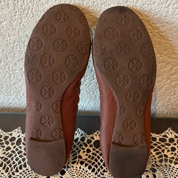 Tory Burch Chestnut Brown Snakeskin Cap Toe Abbey Leather Ballet Flats - Picture 8 of 12